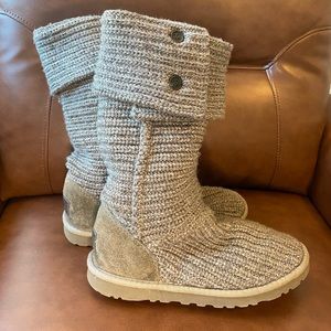 Grey Classic Cardy UGG sheepskin | Knit boot